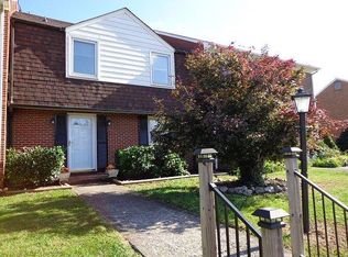 2235 Ranch Rd NW, Roanoke, VA 24017