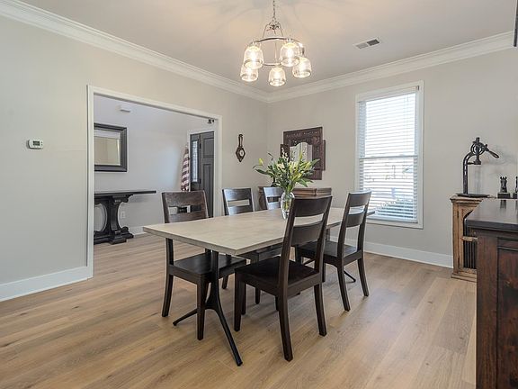5th image of 9303 Falcon Hill Dr