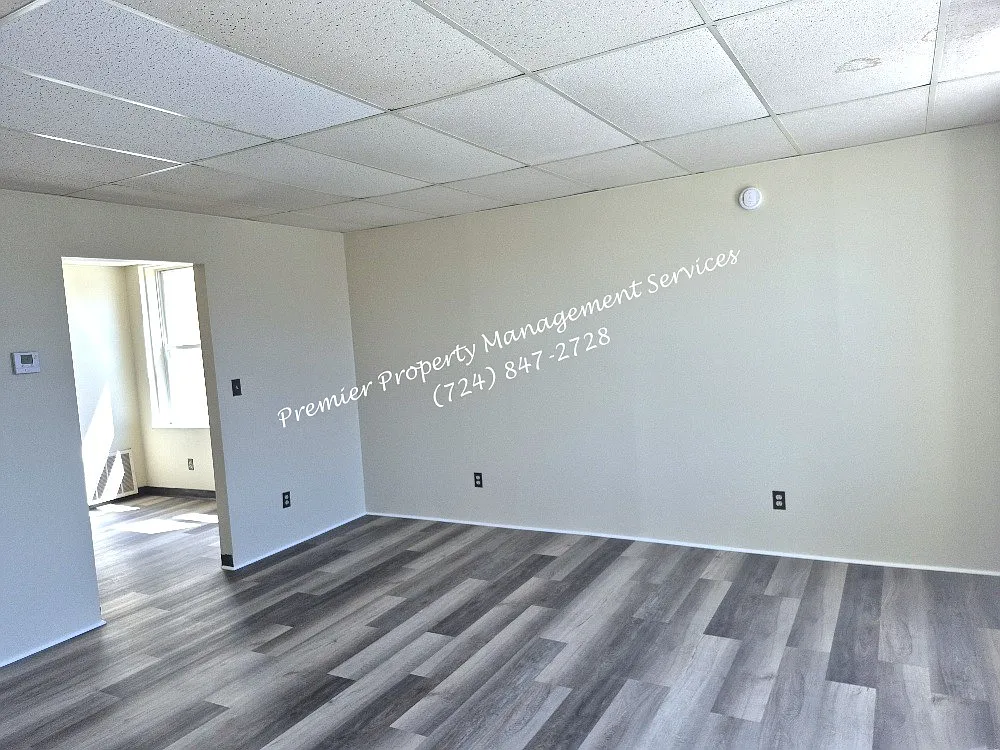Building Photo - 485 New York Ave #3