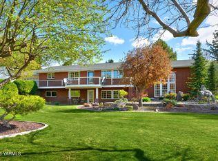 10161 N Wenas Rd, Selah, WA 98942
