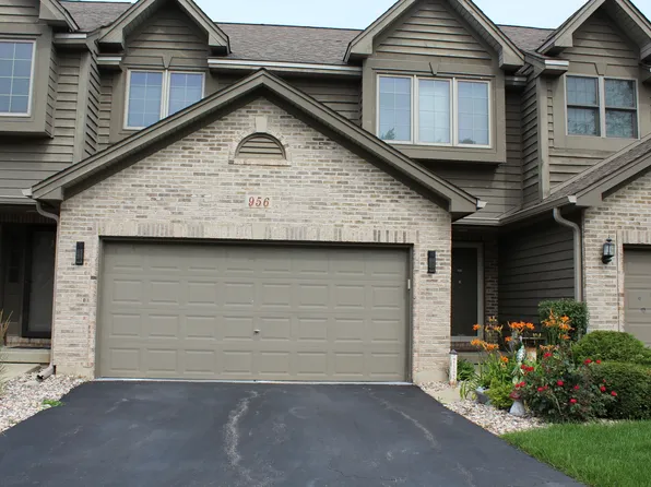 956 Ascot Dr, Elgin, IL 60123