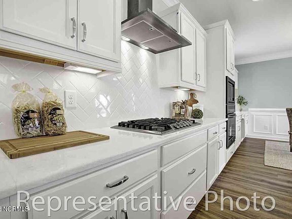 5th image of 850 Wharton Avenue Lot 402
