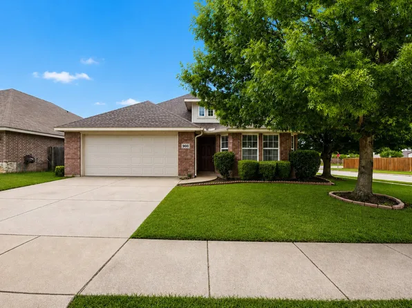 900 Cheryl St, Crowley, TX 76036