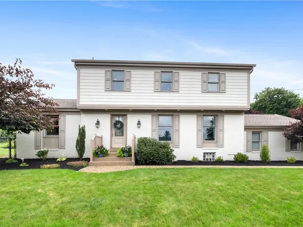 2421 Huntington Dr, Pittsburgh, PA 15241