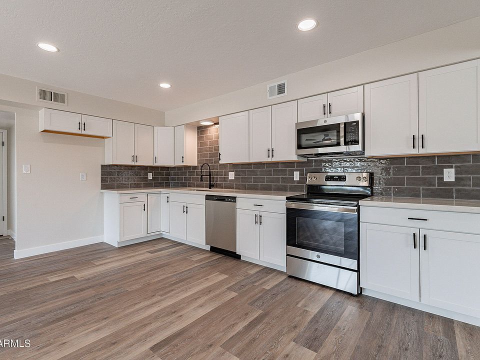 1st image of 8304 N 55th Avenue