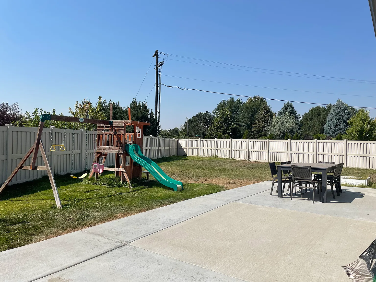 833 Baron Lakes Ave — Photo 4