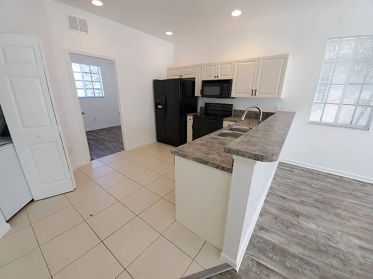 1945 Marsh Harbor Dr #1 — Photo 31