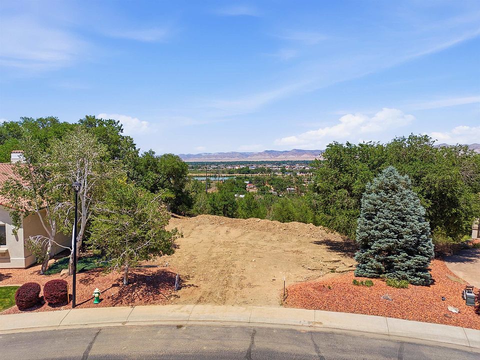 1st image of 432 High Pointe Cir