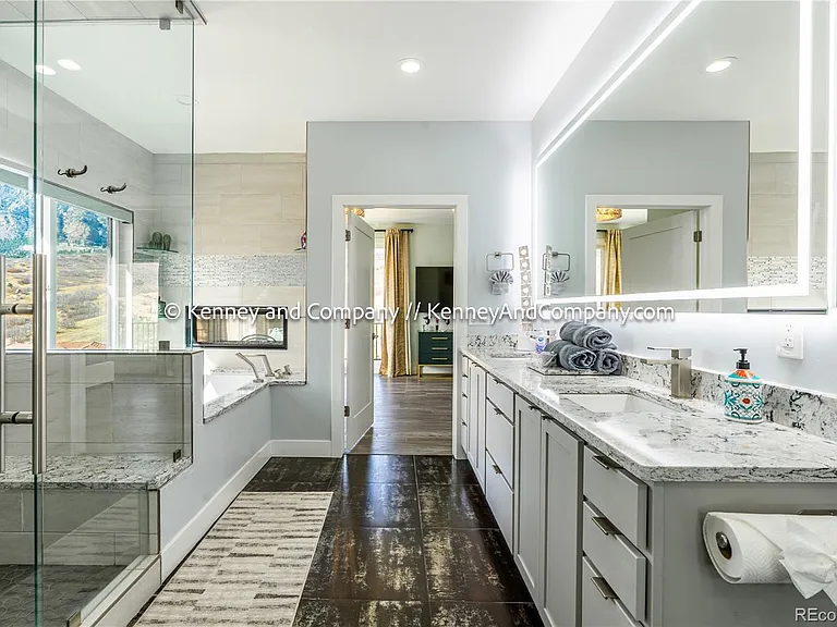 6438 Farthing Dr — Photo 15