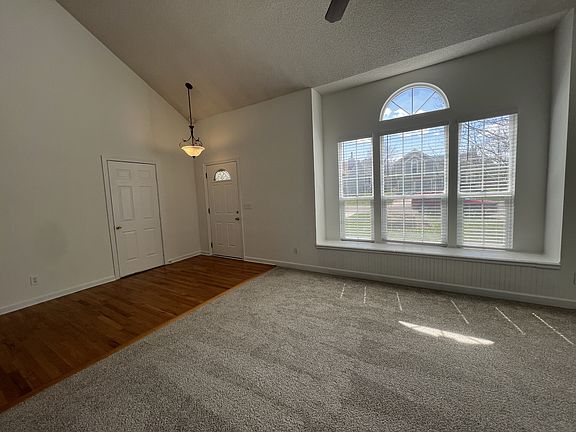 3rd image of 7604 W 156th Pl