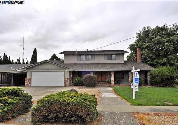 3rd image of 5543 Abington Dr