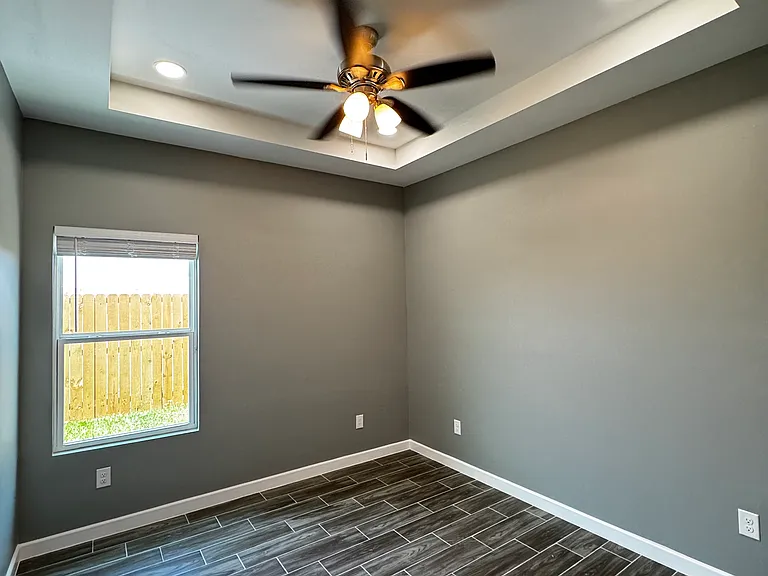 3704 Ventura Ave #3 — Photo 6