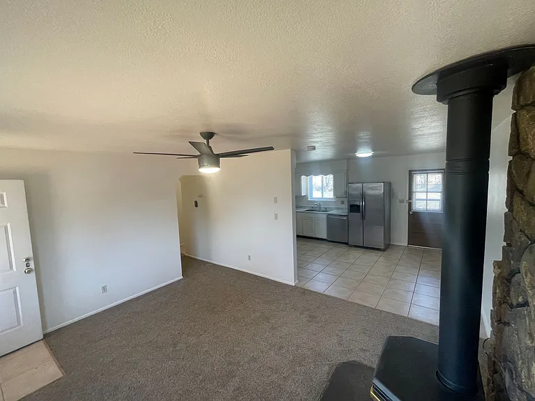 154 S Los Pinos Dr — Photo 9