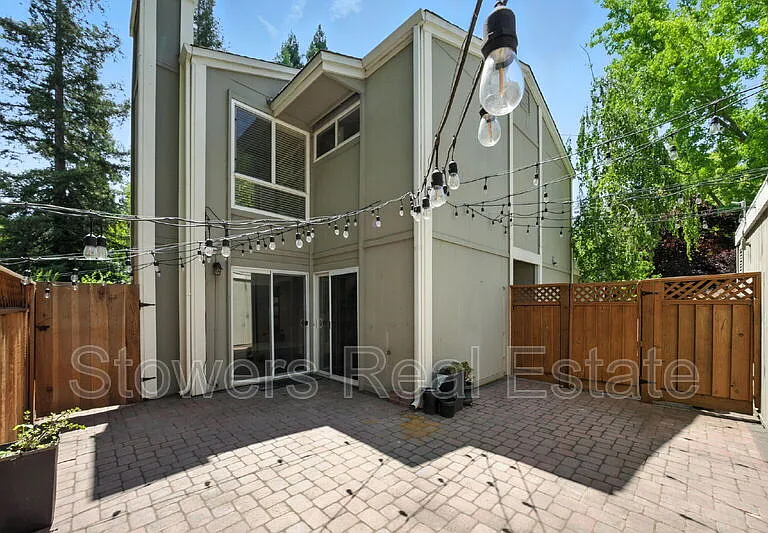 617 Garden Creek Pl — Photo 16