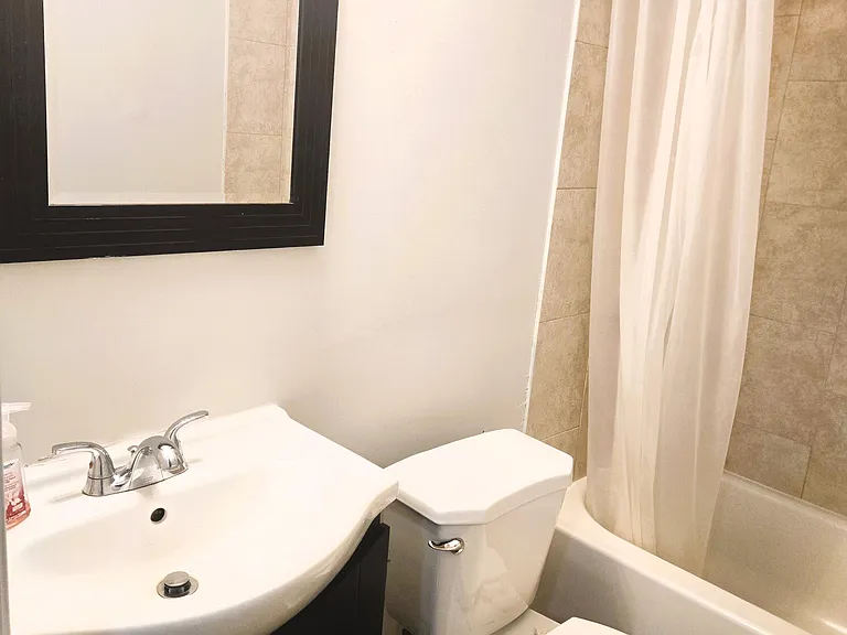 5 Juliana Sq — Photo 12