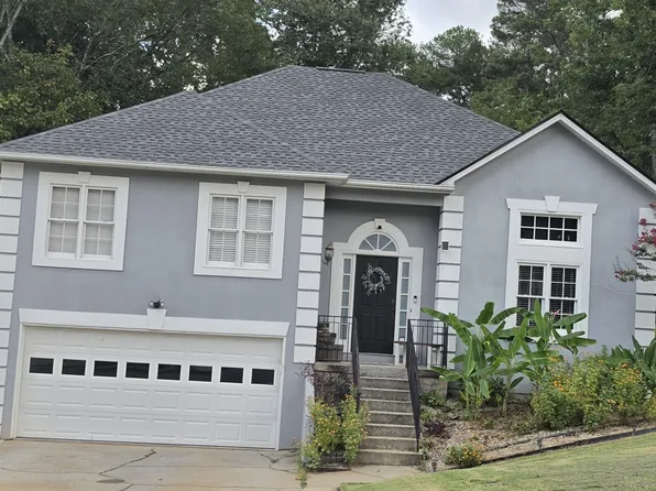 1475 Yorktown Dr, Lawrenceville, GA 30043
