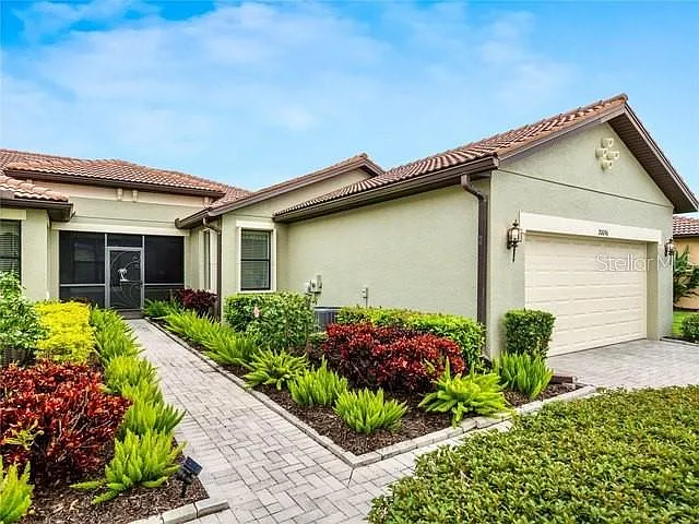 20096 Pezzana Dr