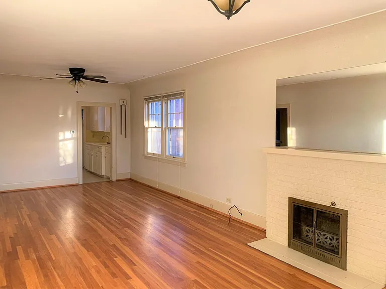 784 S Emerson St — Photo 8