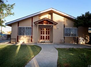 2001 Oak St, Santa Ana, CA 92707