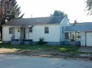102 E 13th St, Tilton, IL 61833