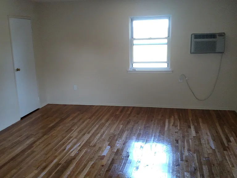 Kimberwyck Village Apartments — Photo 32