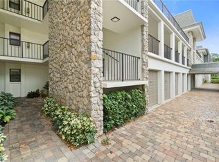 425 Wildwood Ln #425, Naples, FL 34105