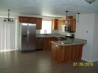 1279 40th Ave, Sweet Home, OR 97386