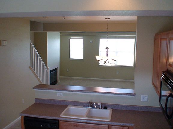 Spacious Living/Dining