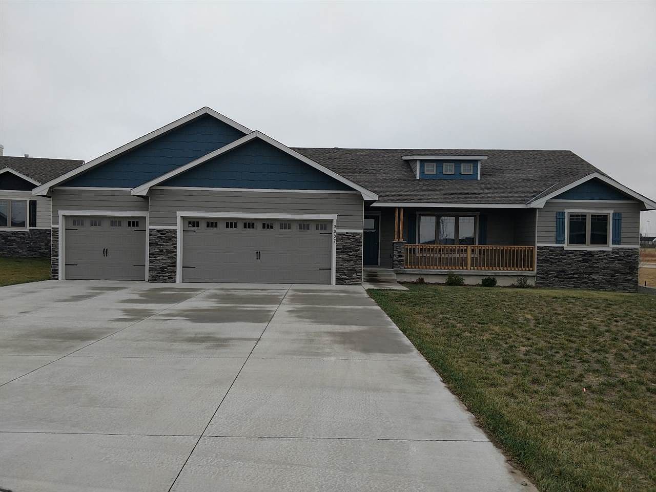 3307 Breckenridge Rd, Dodge City, KS 67801 Zillow