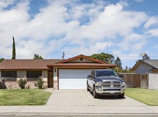 249 Blossom Dr, Ripon, CA 95366
