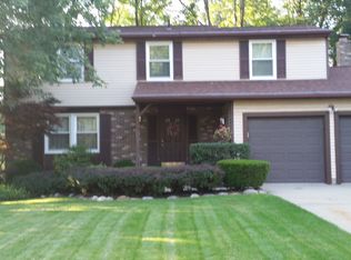 4636 Pine Ridge Dr, Stow, OH 44224