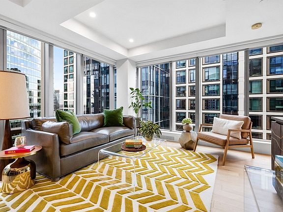 2nd image of 135 Seaport Blvd Unit 1503