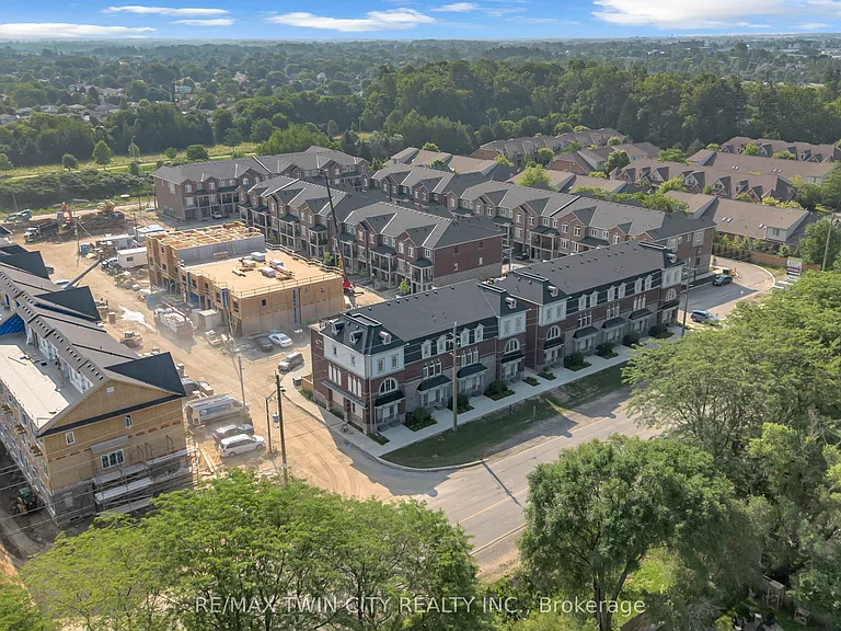 677 Park Rd N #17 — Photo 6
