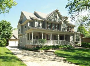 636 Wellner Rd, Naperville, IL 60540