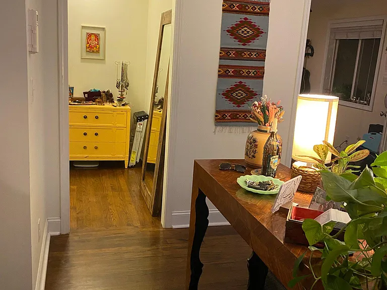 1067 Alta Ave NE #4 — Photo 9