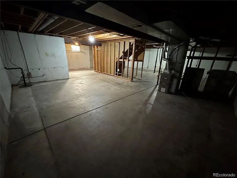 3839 S Evanston St — Photo 20