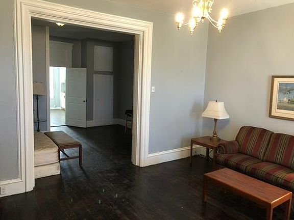 4th image of 1412 Benton St #2