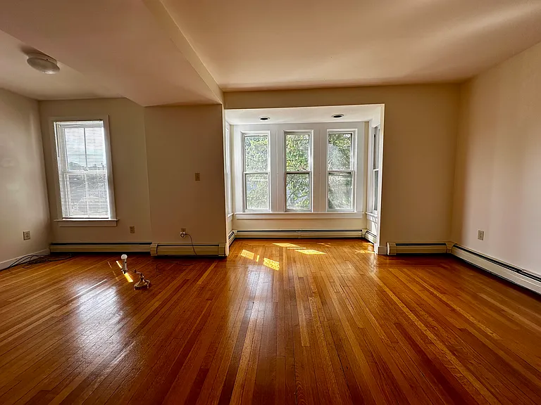 53 Montowese St #2 — Photo 15