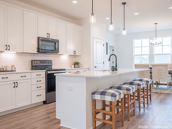 7th image of this home
