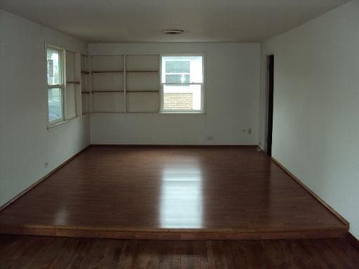 2nd image of 9957 S Elm Circle Dr
