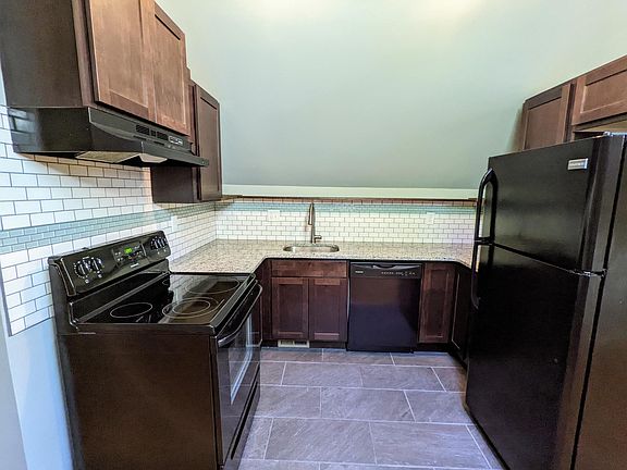 5th image of 4722 Avery St Unit 3