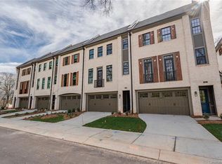 2918 Hillside Springs Dr, Charlotte, NC 28209