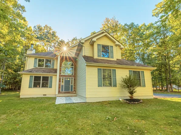 315 Walden Dr, Saylorsburg, PA 18353