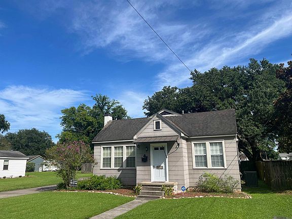 5th image of 58345 Elm St