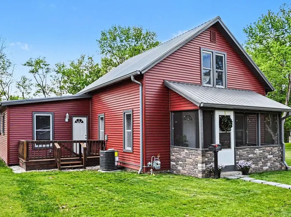 507 S Jackson St, South Whitley, IN 46787