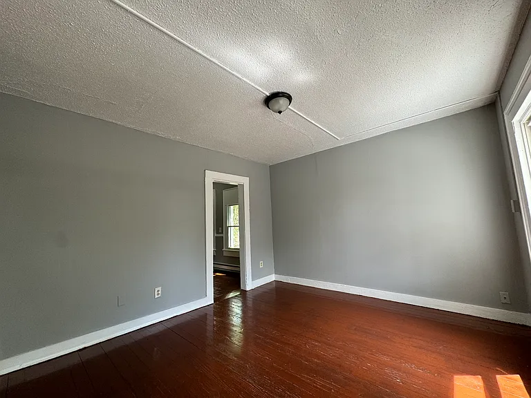 156 Orange St #2C — Photo 4