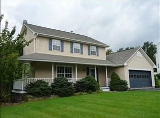 10 Briarwood Dr, Wappingers Falls, NY 12590