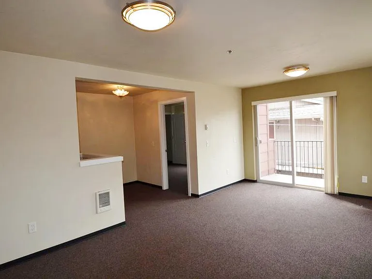 1754 Patterson St #19 — Photo 7