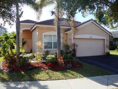 1094 Tupelo Way, Weston, FL, 33327