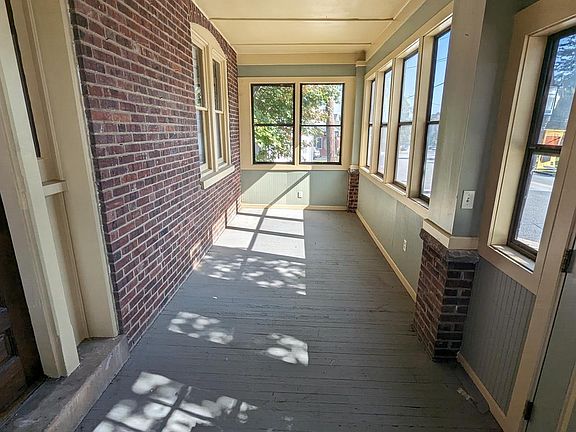 5th image of 1015 Brandywine Blvd